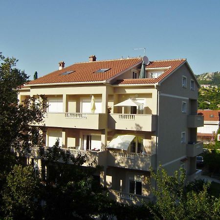Apartments Macolic Rab Town Exterior foto